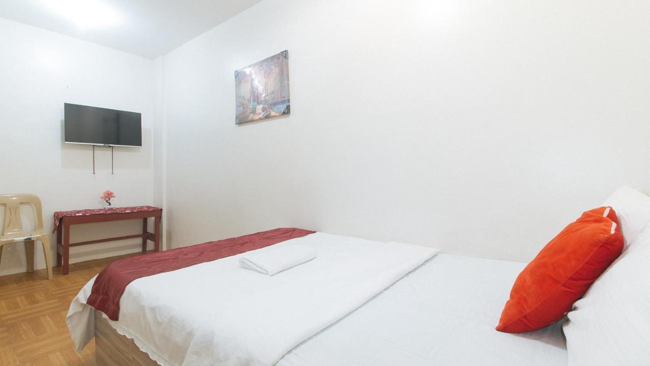 Nearest Hostel Pasay City By Reddoorz Exterior foto
