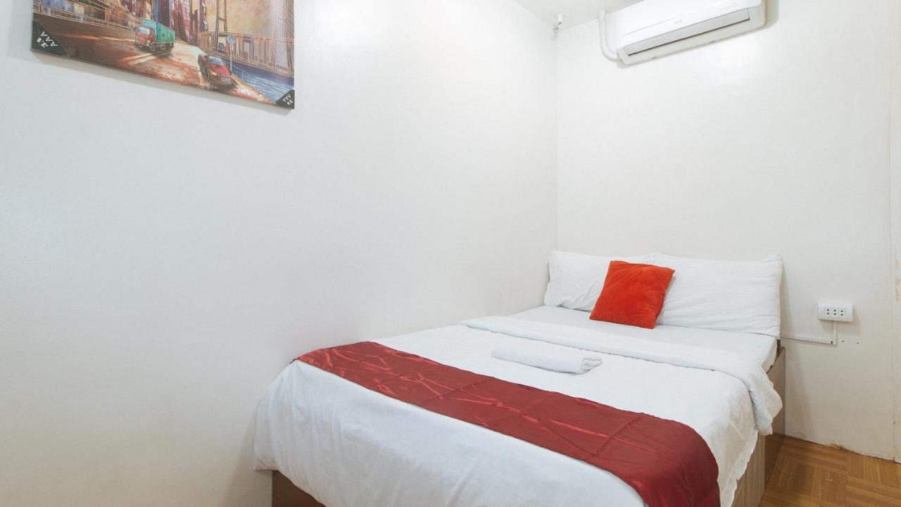Nearest Hostel Pasay City By Reddoorz Exterior foto
