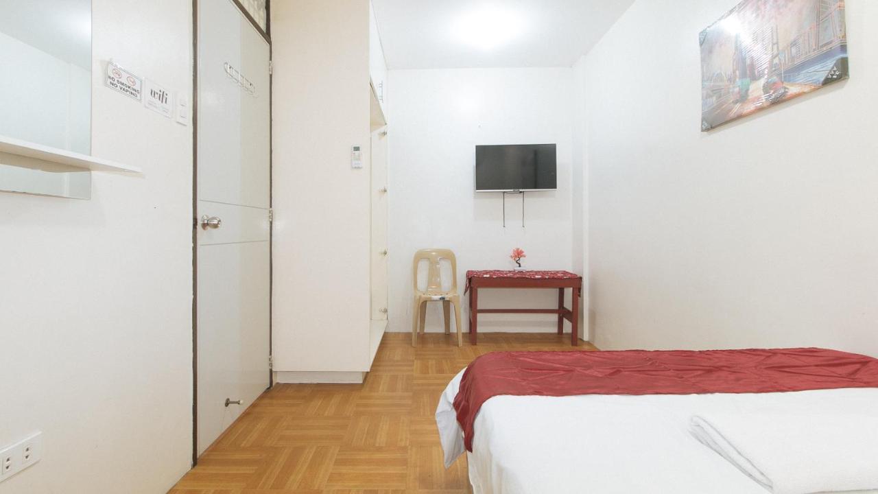 Nearest Hostel Pasay City By Reddoorz Exterior foto